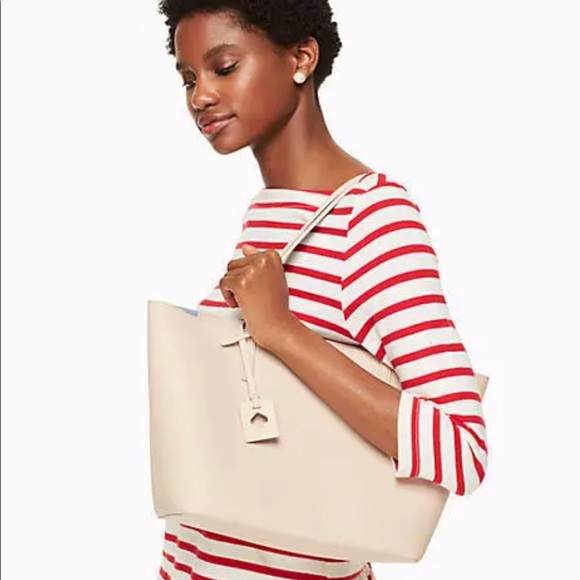Kate Spade Tote - Picture 3 of 5